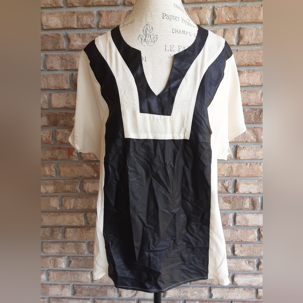 Leyendecker Los Angeles 100% Silk and Leather V-neck Short Sleeve Blouse.